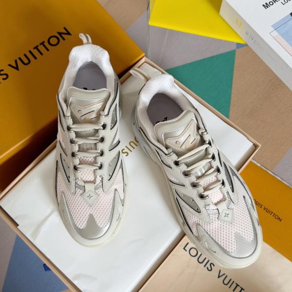 New color matching Louis Vuiton RUNNER TATIC sneakers