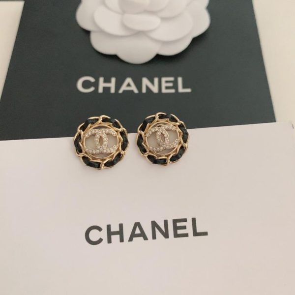 Chanel hollow round earrings