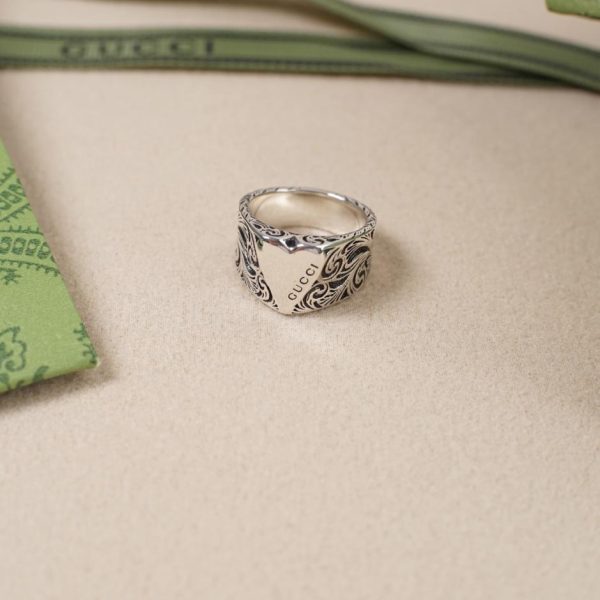 Gucci double g love silver ring