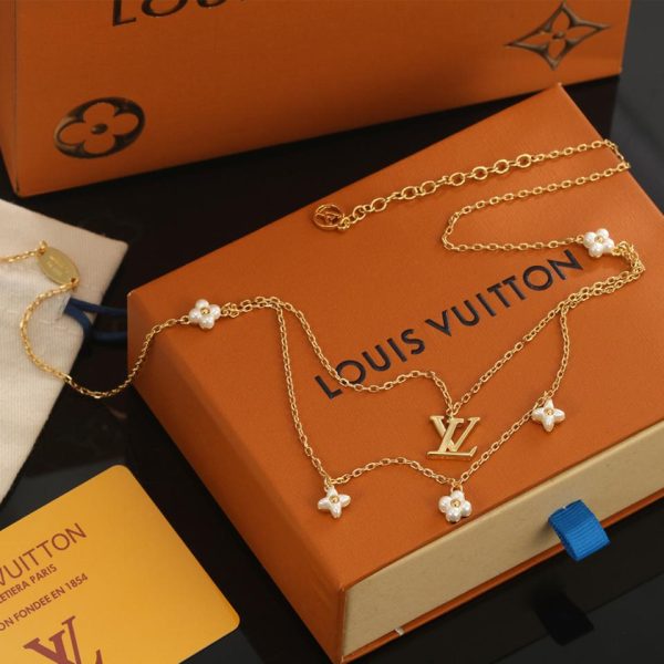 LOUIS VUITTON letter necklace