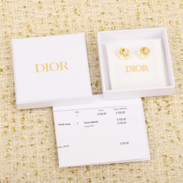 Dior pearl earrings