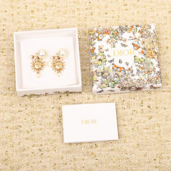 D24 sun totem new earrings