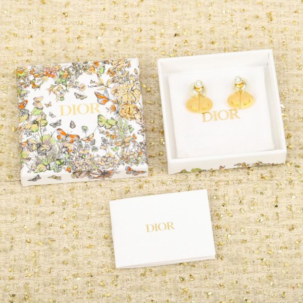 Dior pearl earrings