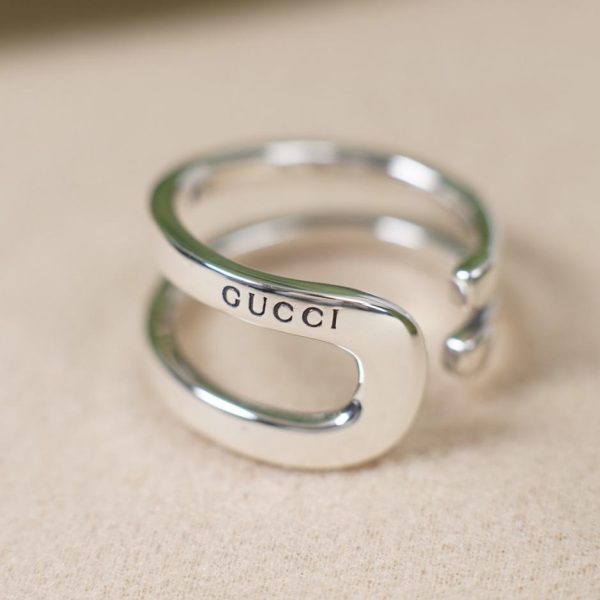 Gucci horse buckle ring