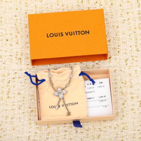 LV four leaf clover necklace