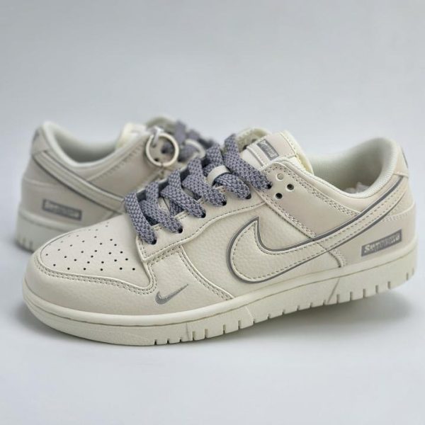 Nike SB Dunk Low x Supreme series