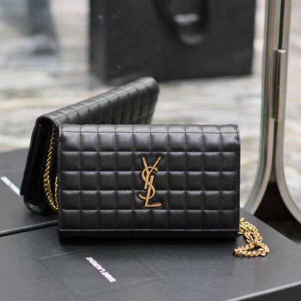 SAINT LAURENT CASSANDRE chain bag