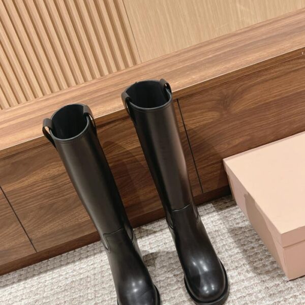 Miu Miu new thick high heel boots autumn and winter catwalk new straight boots