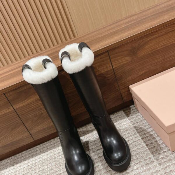 Miu Miu autumn and winter catwalk new wool boots