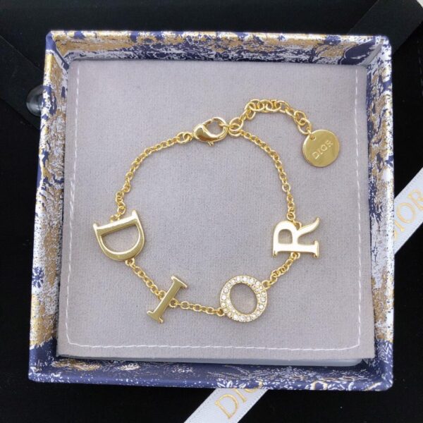 Dior letter necklace (FF81)