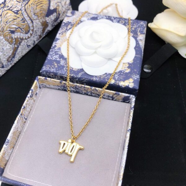 Dior new necklace (BCE6)