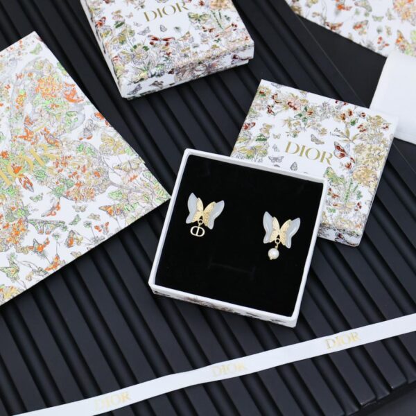 Dior resin butterfly earrings (EAFB)
