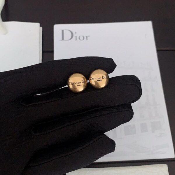 Dior's latest antique gold round earrings (919D)