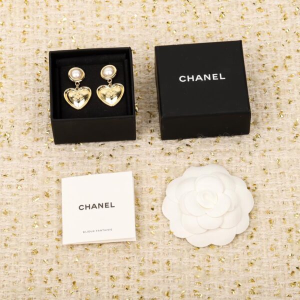 Chanel beaded gold heart earrings