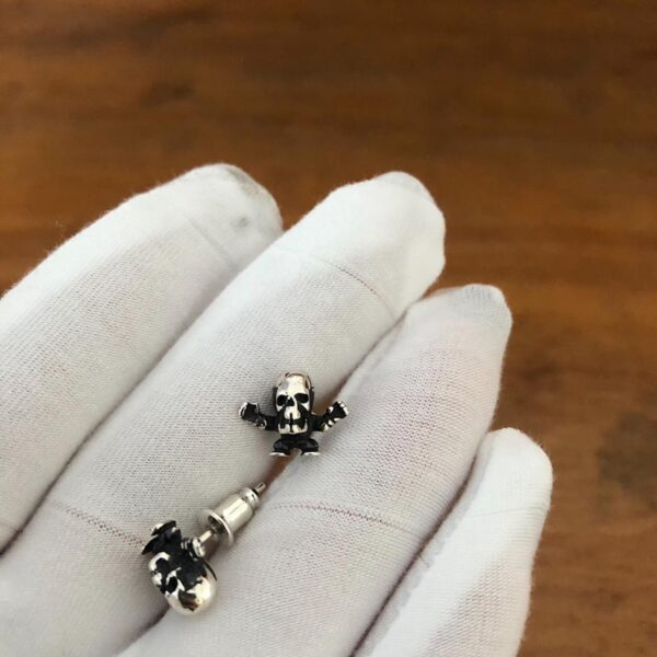 Chrome Hearts Foti Skull Man Earrings