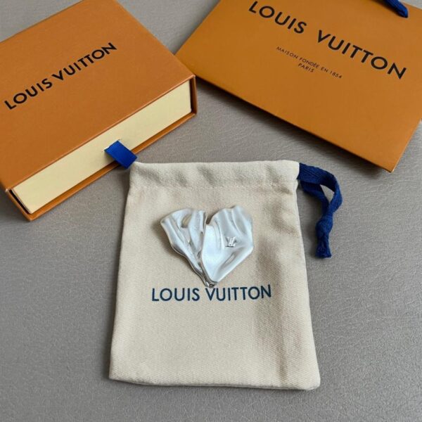 New LV brooch advanced version (9EVKI)