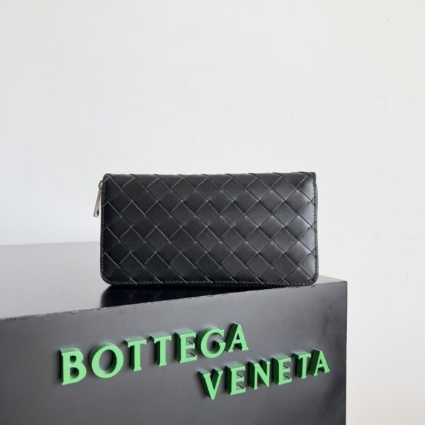 Bottega Veneta Wallet (YV8CA)