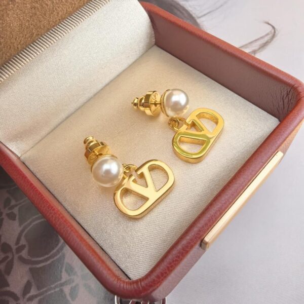 Valentino Gold Stud Earrings (R9HMX)