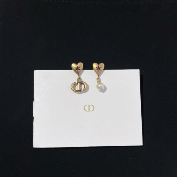 Dior Vintage Heart Hanging CD Bead Earrings (3VTPH)
