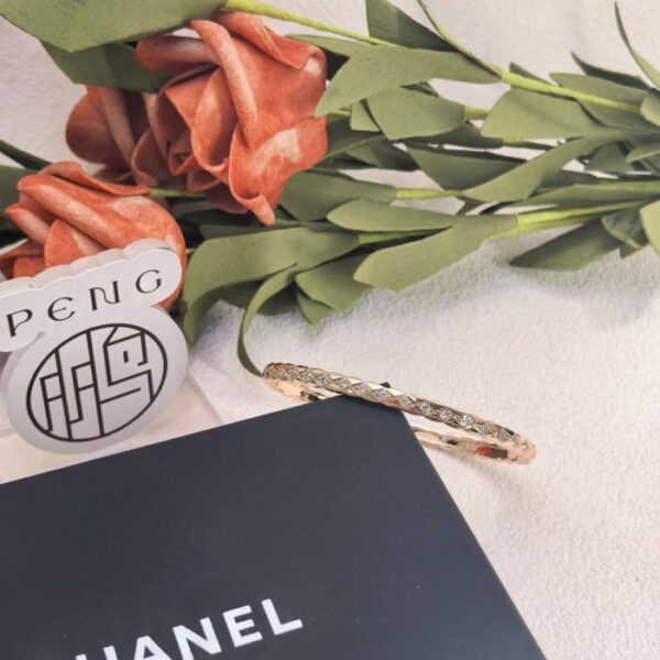 Chanel diamond bracelet narrow version electroplated 18K thick gold color preservation (A4SS2)