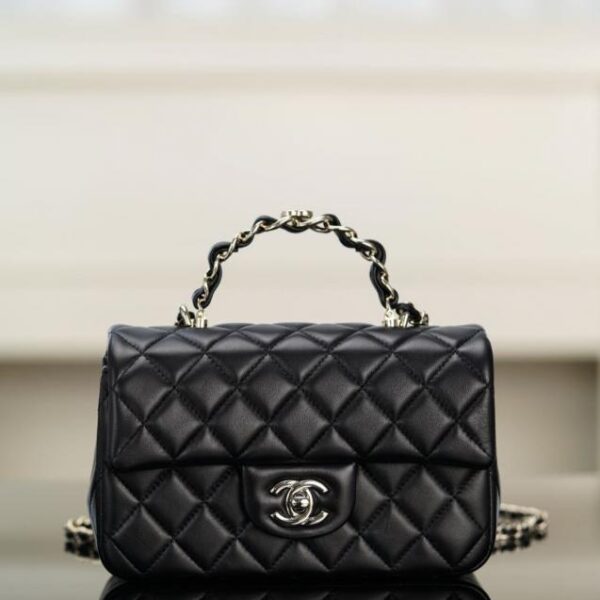 Chanel Autumn and Winter New "Double C" Handle CF Black (OJT3V)
