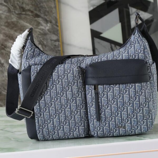 Dior Rider Soft Dumpling Bag (MI6NX)