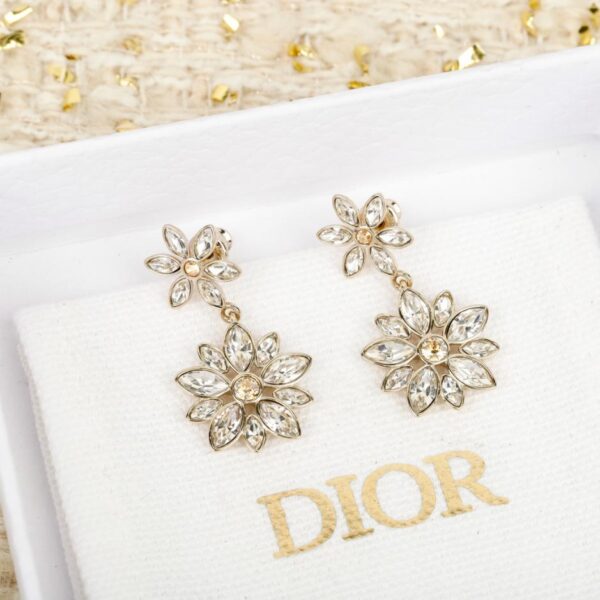 Dior full-diamond daisy earrings (309TA)