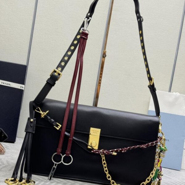 Prada's new Soft Sound handbag, size 1BD378 (BKQ37), is a brand new addition to the market.