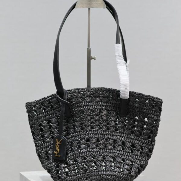 A cute straw tote bag with openwork design (FTGK6)
