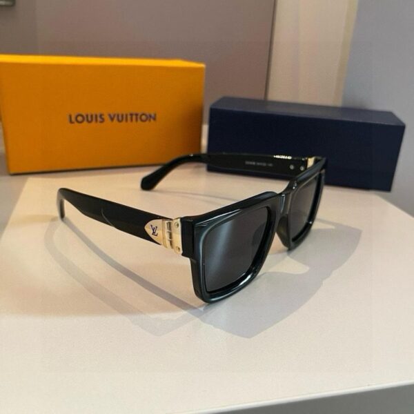 LV Sunglasses (X2T5V1)